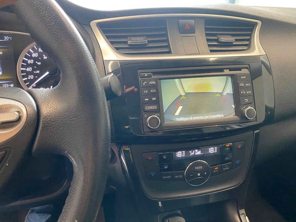 2018 Nissan Sentra 4p Exclusive L4/1.8 Aut Nave